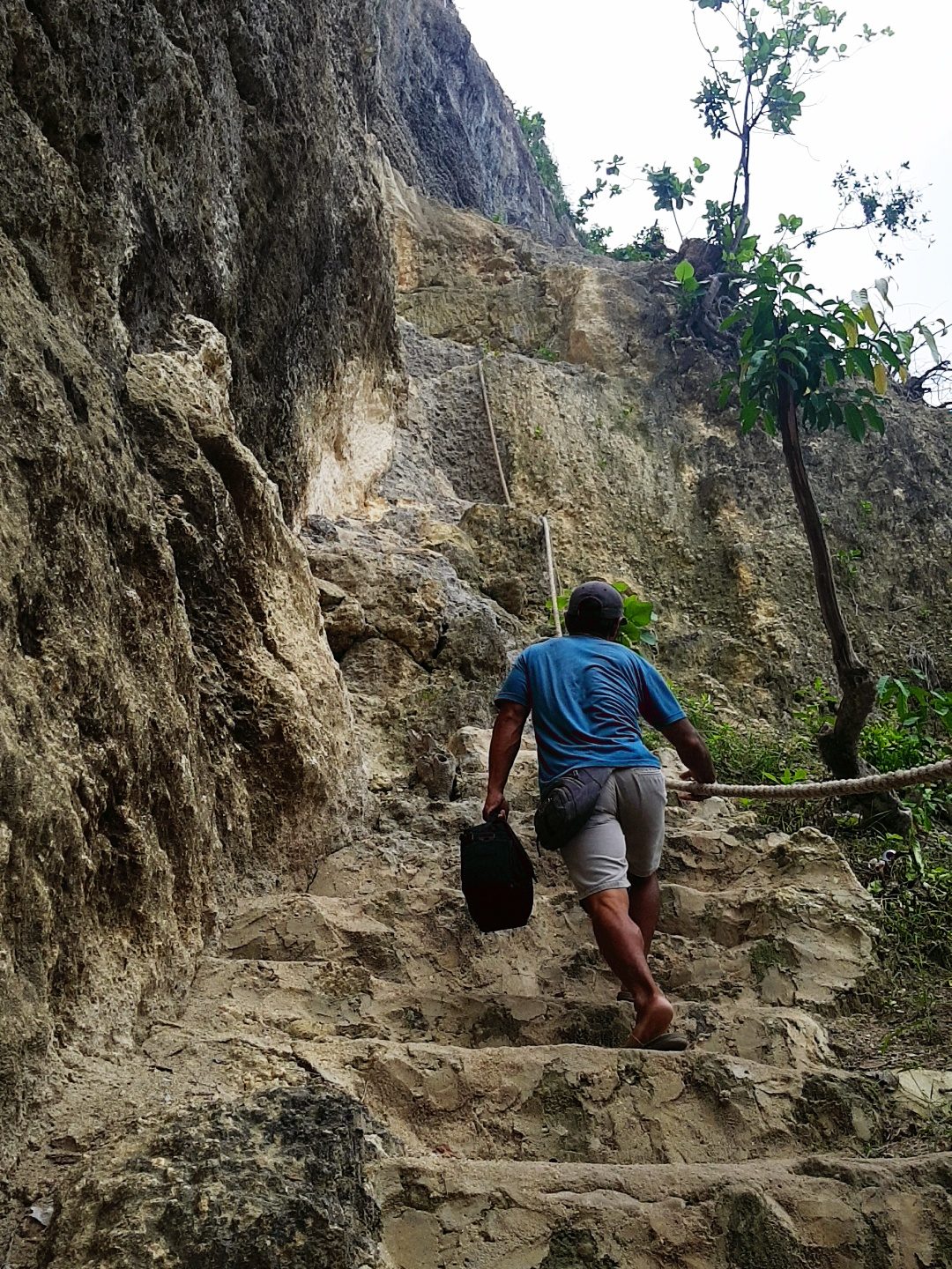 Diamond Beach Nusa Penida Weg