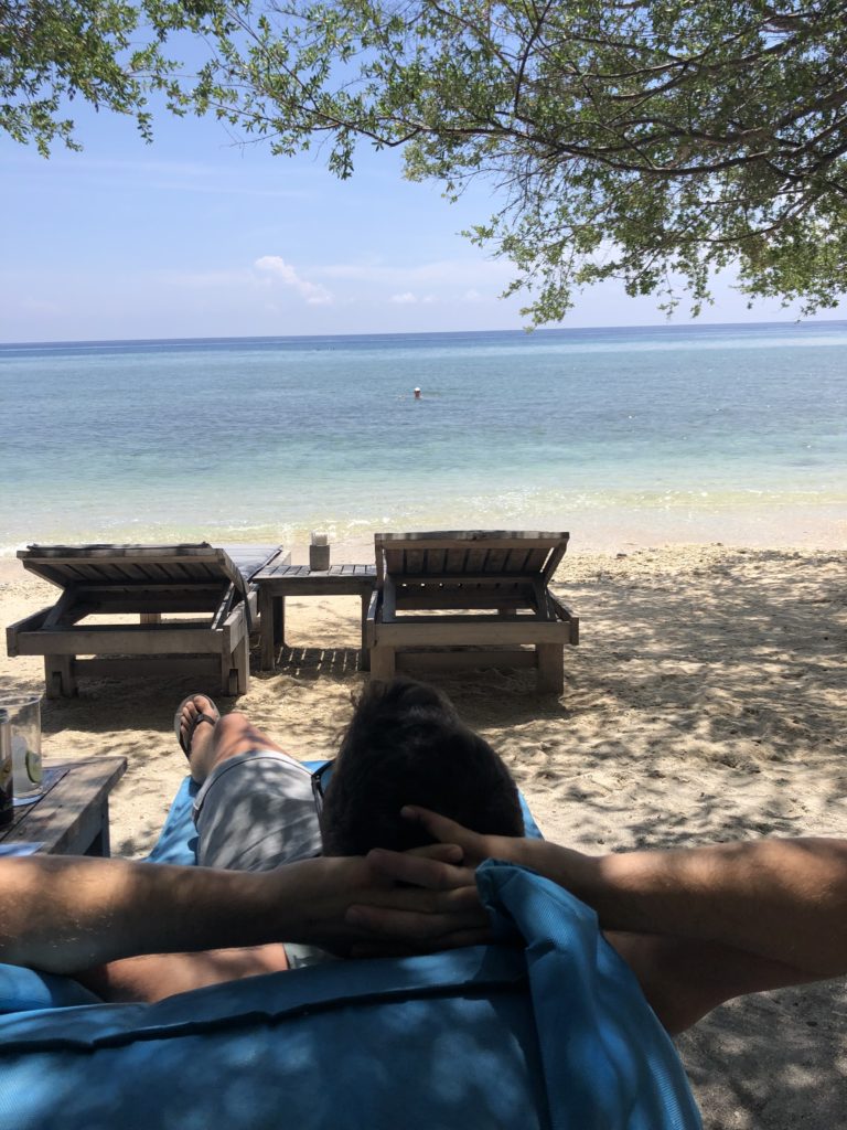 Sitzsack am Strand von Gili T